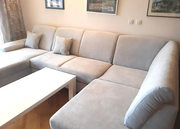 With Parking Space - 19756 * מאקרסקה