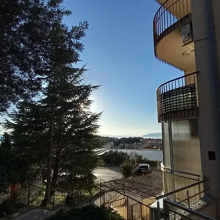 Apartment With Parking Space - 19756 *