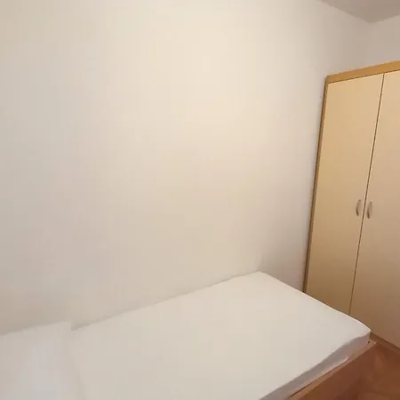 Apartment With A Parking Space - 19756