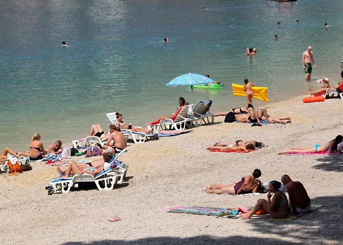 With Parking Space - 19756 Apartment Makarska